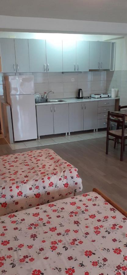 Beachfront Apartments Grunche Ohrid Exterior photo